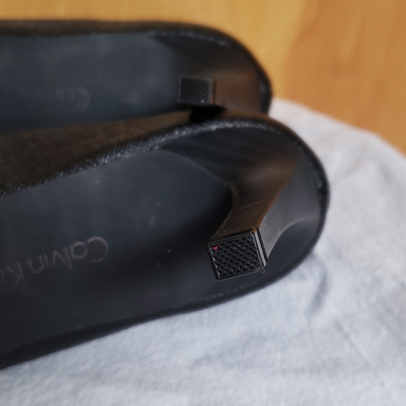 Calvin Klein Bellino Pumps NWOT | 8.5 | Black - Picture 5 of 10